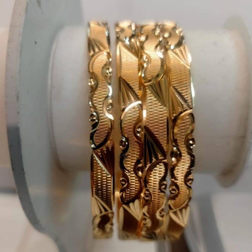 Multi-Tone Lightweight Bangle Bracelet – Andaaz Jewelers